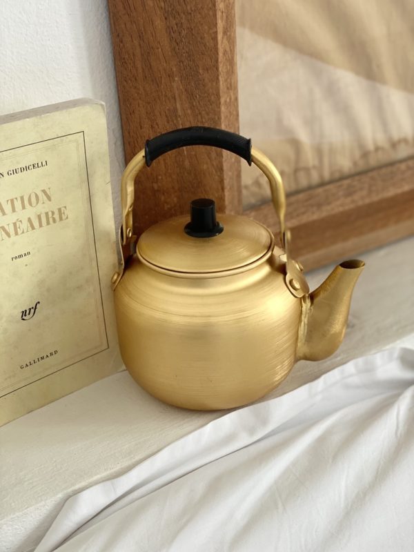Théière dorée 1L